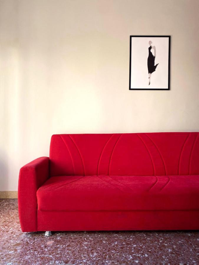 Comodo E Confortevole Nel Cuore Pulsante Di Пиза Екстериор снимка
